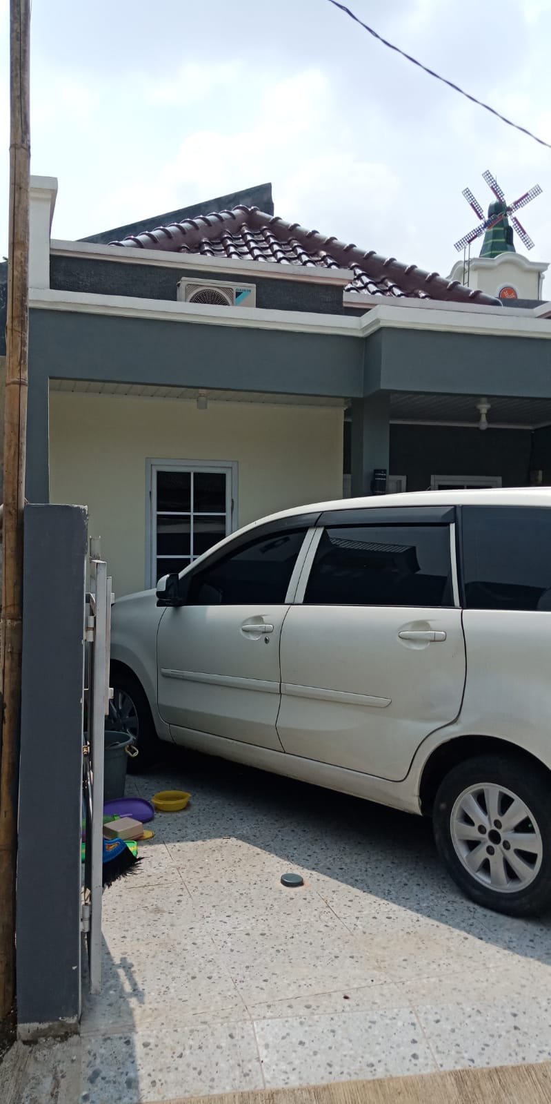 Jual cepat hunian murah strategis Kukusan Beji Depok