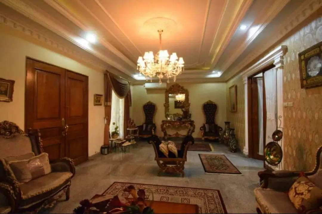 Jual dibawah Njop rumah mewah luas di area Perdatam, Pancoran