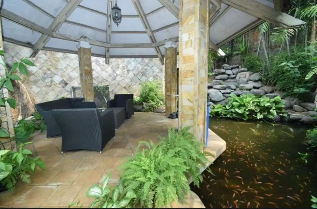 Jual dibawah Njop rumah mewah luas di area Perdatam, Pancoran