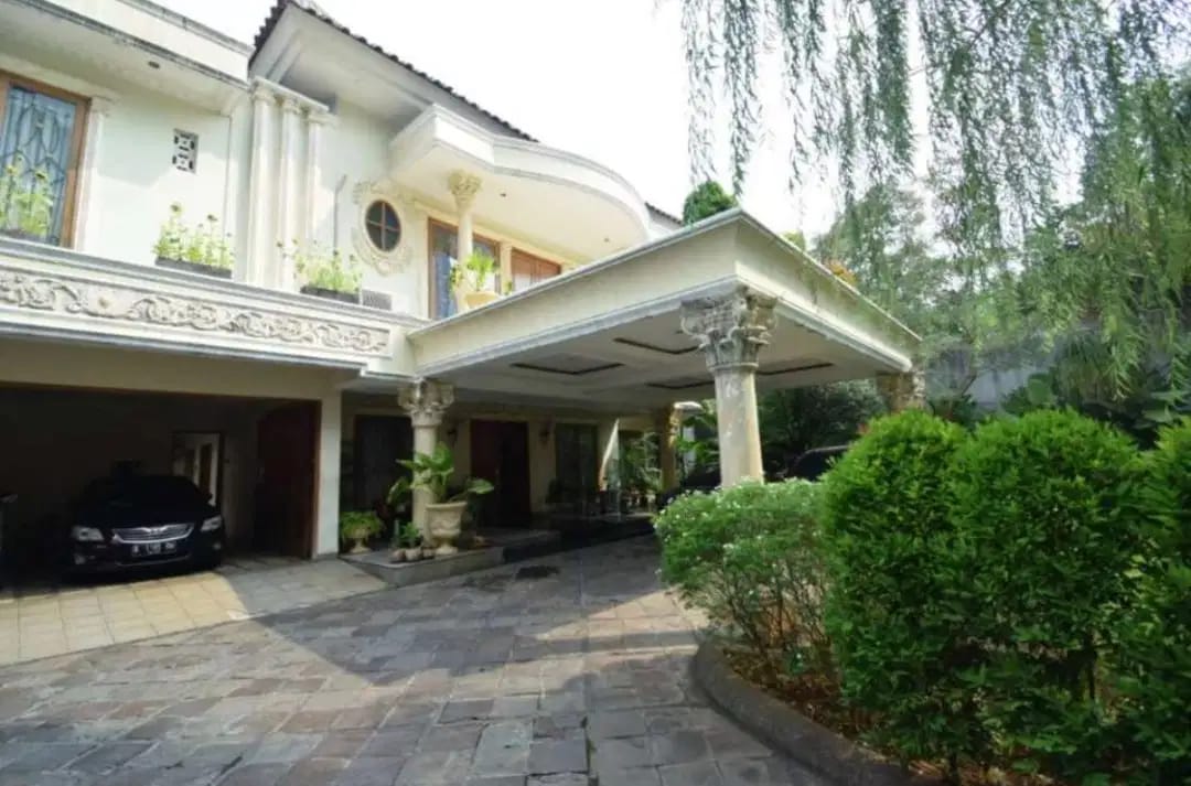 Jual dibawah Njop rumah mewah luas di area Perdatam, Pancoran