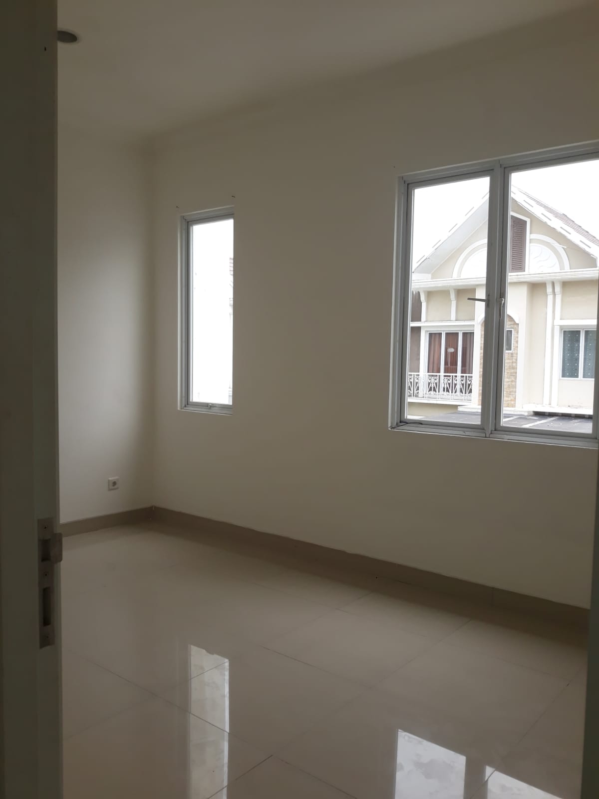 Dijual Rumah Jakarta Garden City Cluster Thames, Jakarta Timur