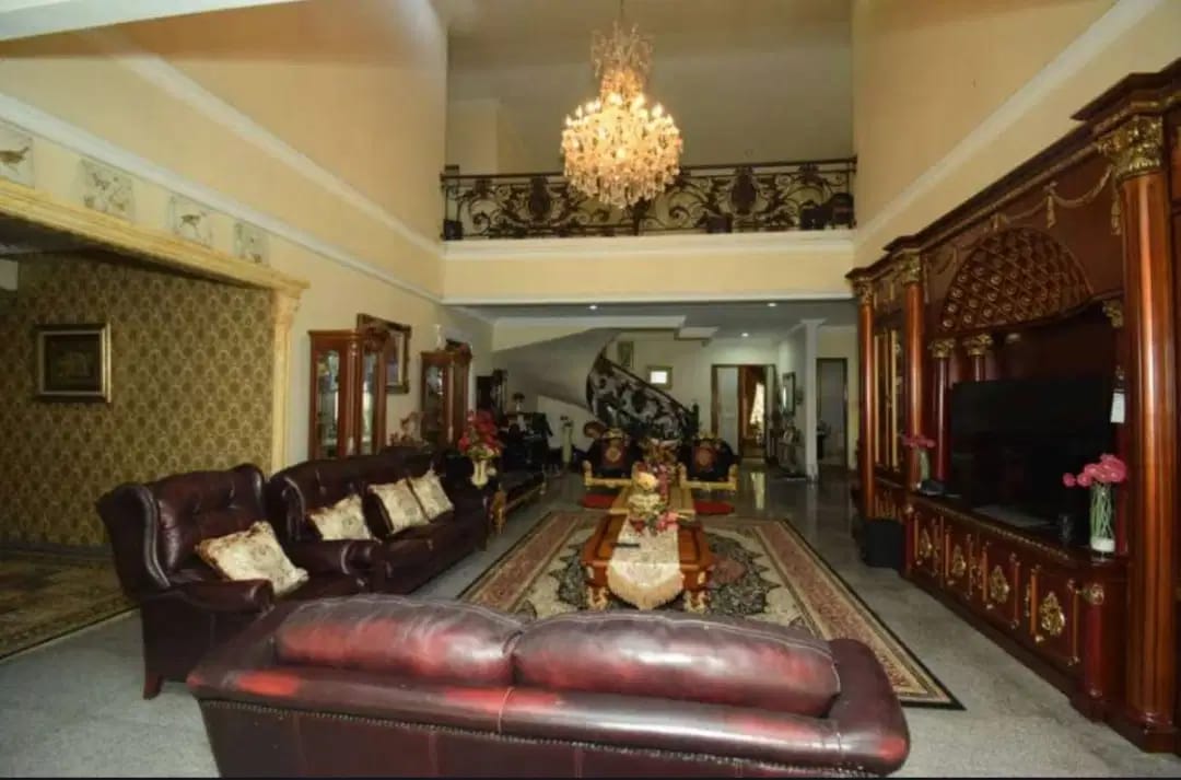 Jual dibawah Njop rumah mewah luas di area Perdatam, Pancoran