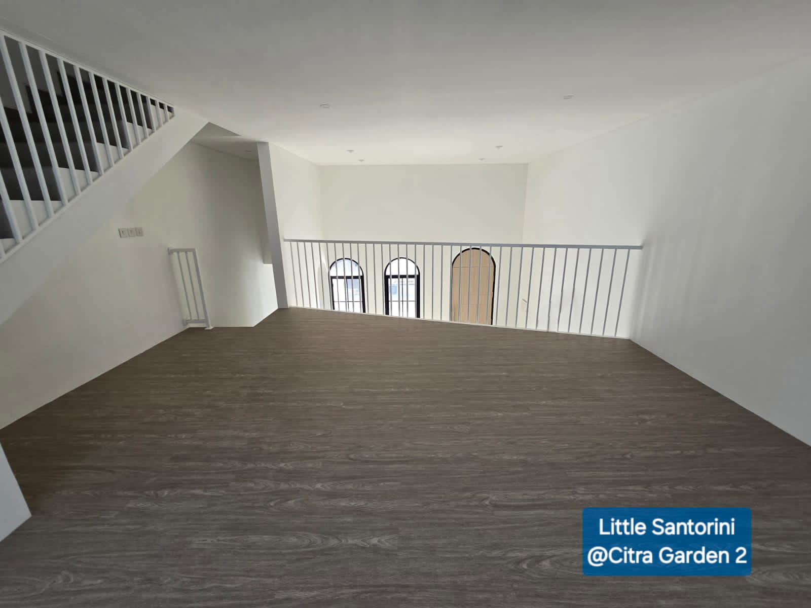 Turun Harga, Dijual Cepat Rumah di Little Santorini, JakBar