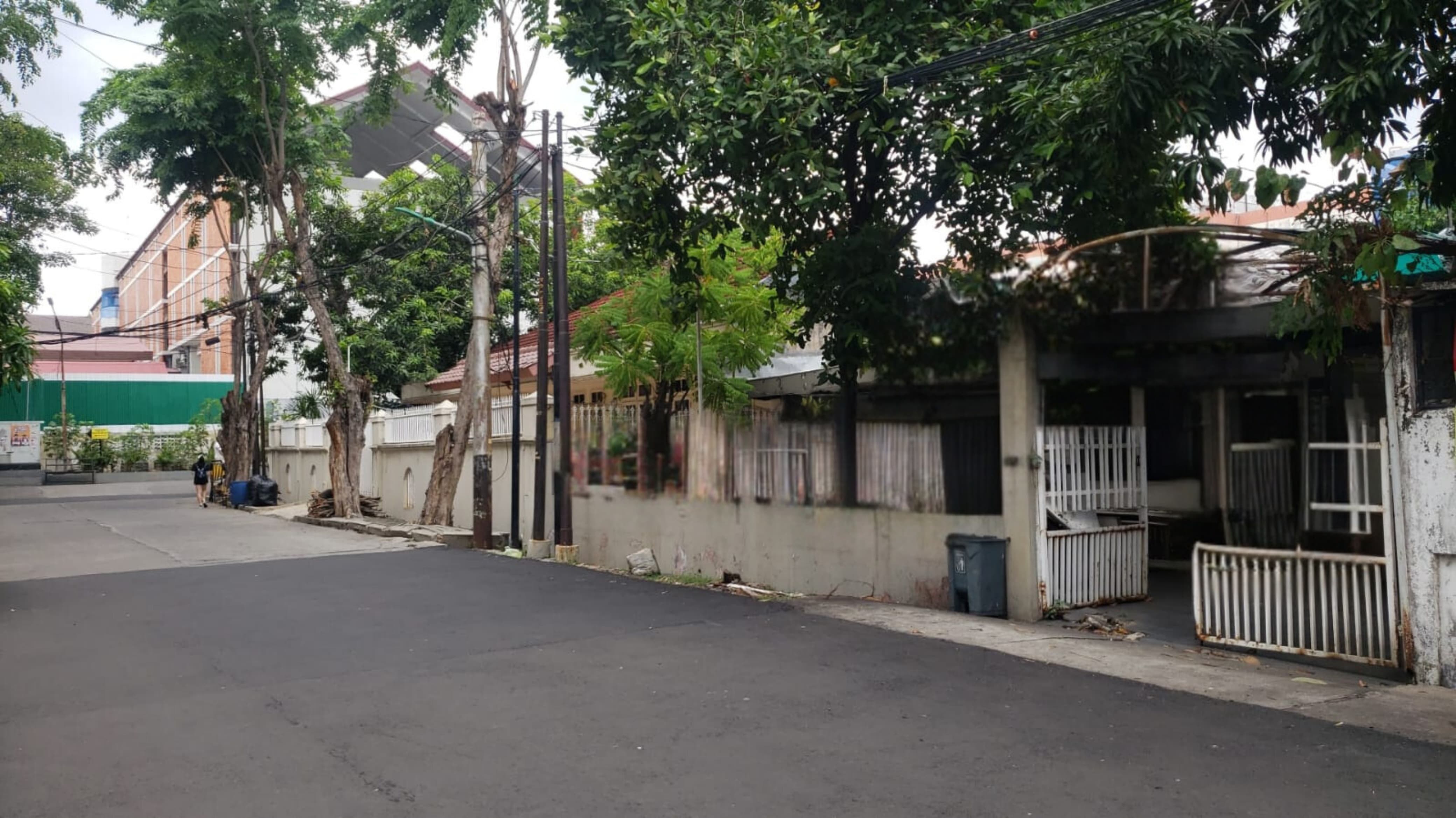 Dijual Rumah di Jl. Pluit Permai, Jakarta Utara