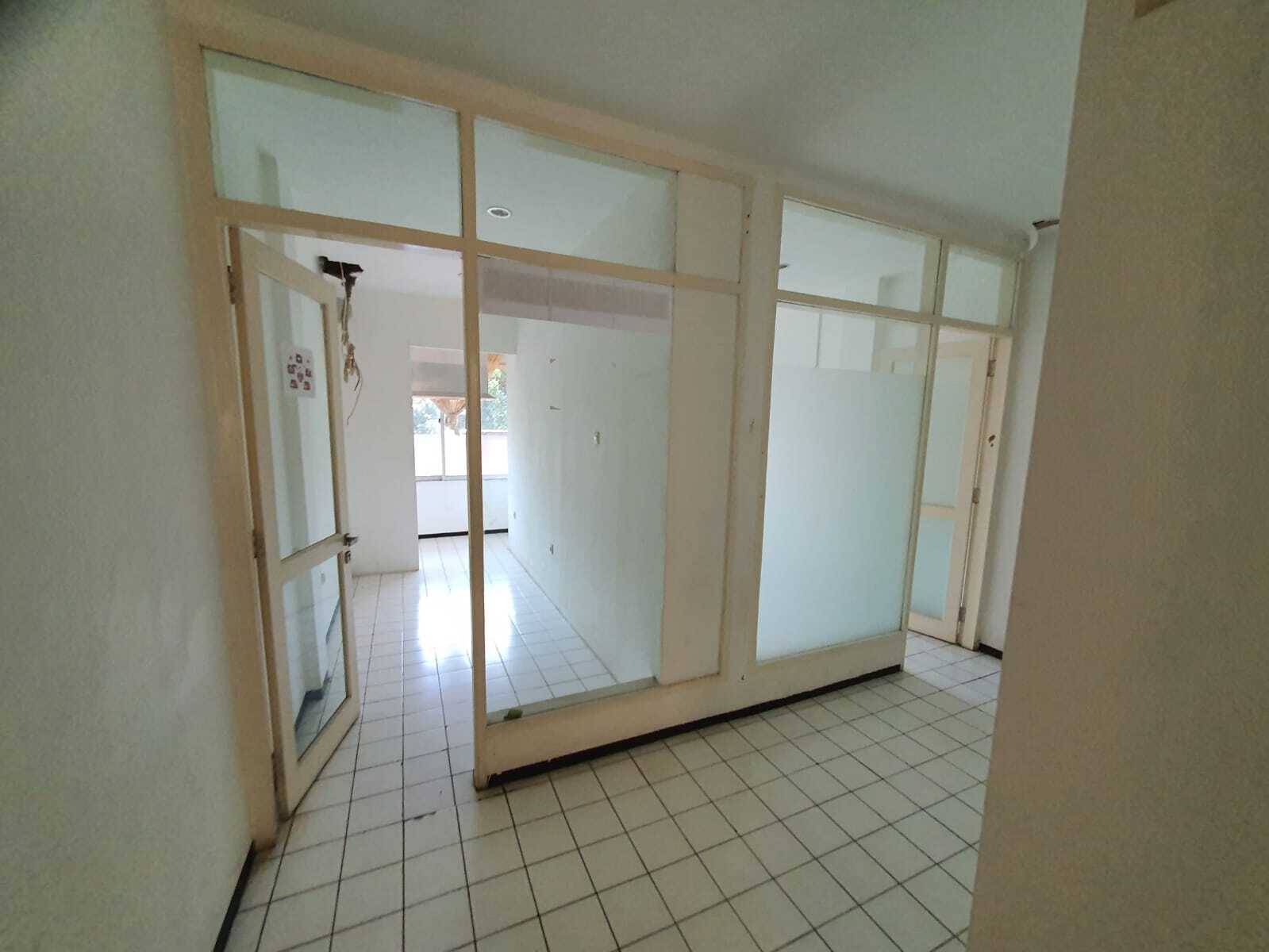Dijual Ruko di Jalan Kelapa Hibrida Raya, Kelapa Gading, Jakarta