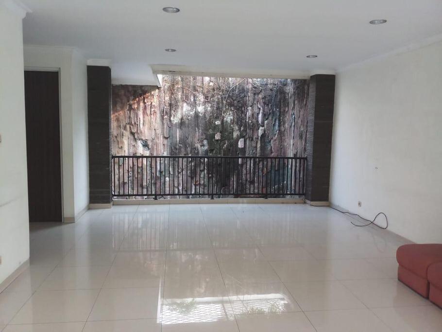Dijual Rumah di Komplek Billymon, Pondok Kelapa, Jakarta Timur