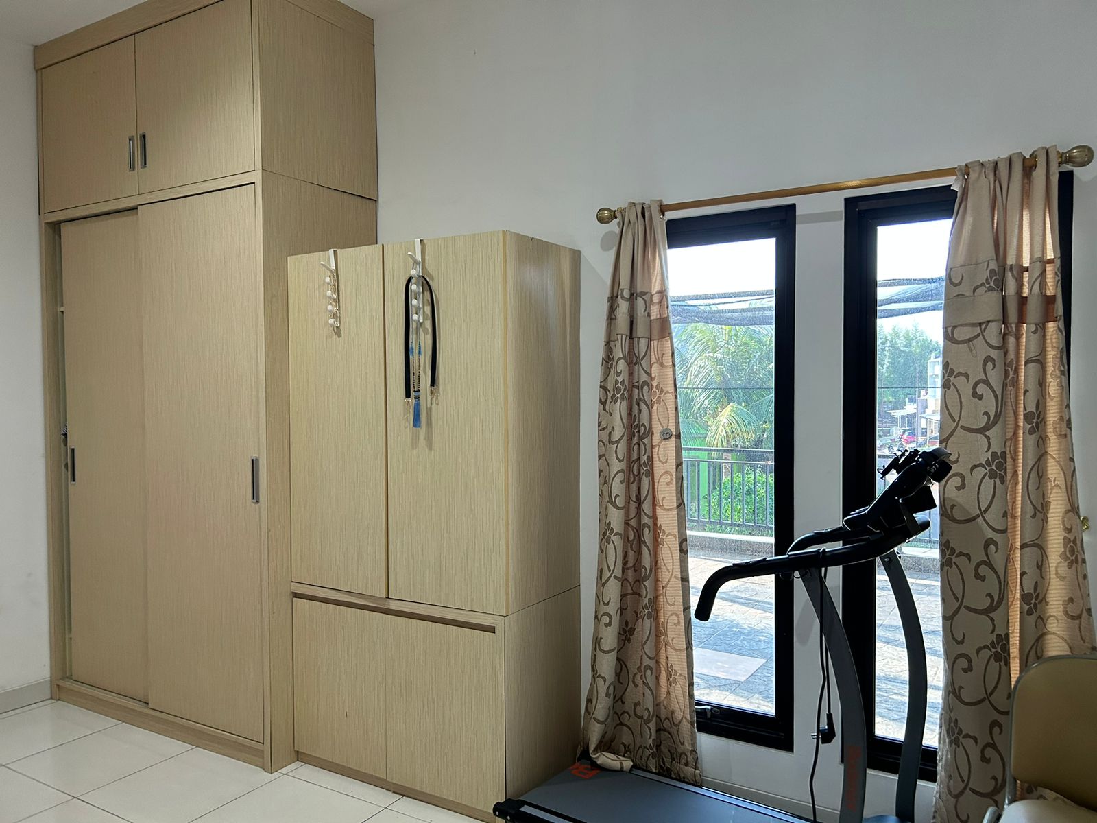 Dijual Rumah di Graha Raya Bintaro Cluster Fedora, Serpong Utara