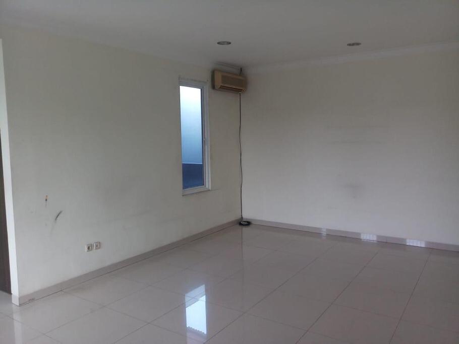 Dijual Rumah di Komplek Billymon, Pondok Kelapa, Jakarta Timur