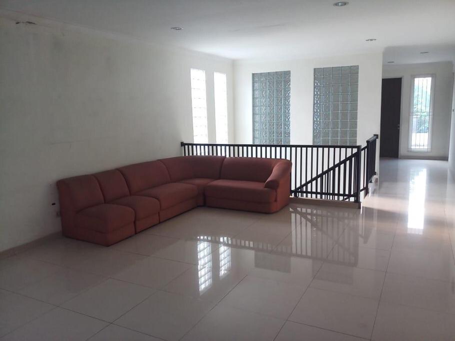 Dijual Rumah di Komplek Billymon, Pondok Kelapa, Jakarta Timur