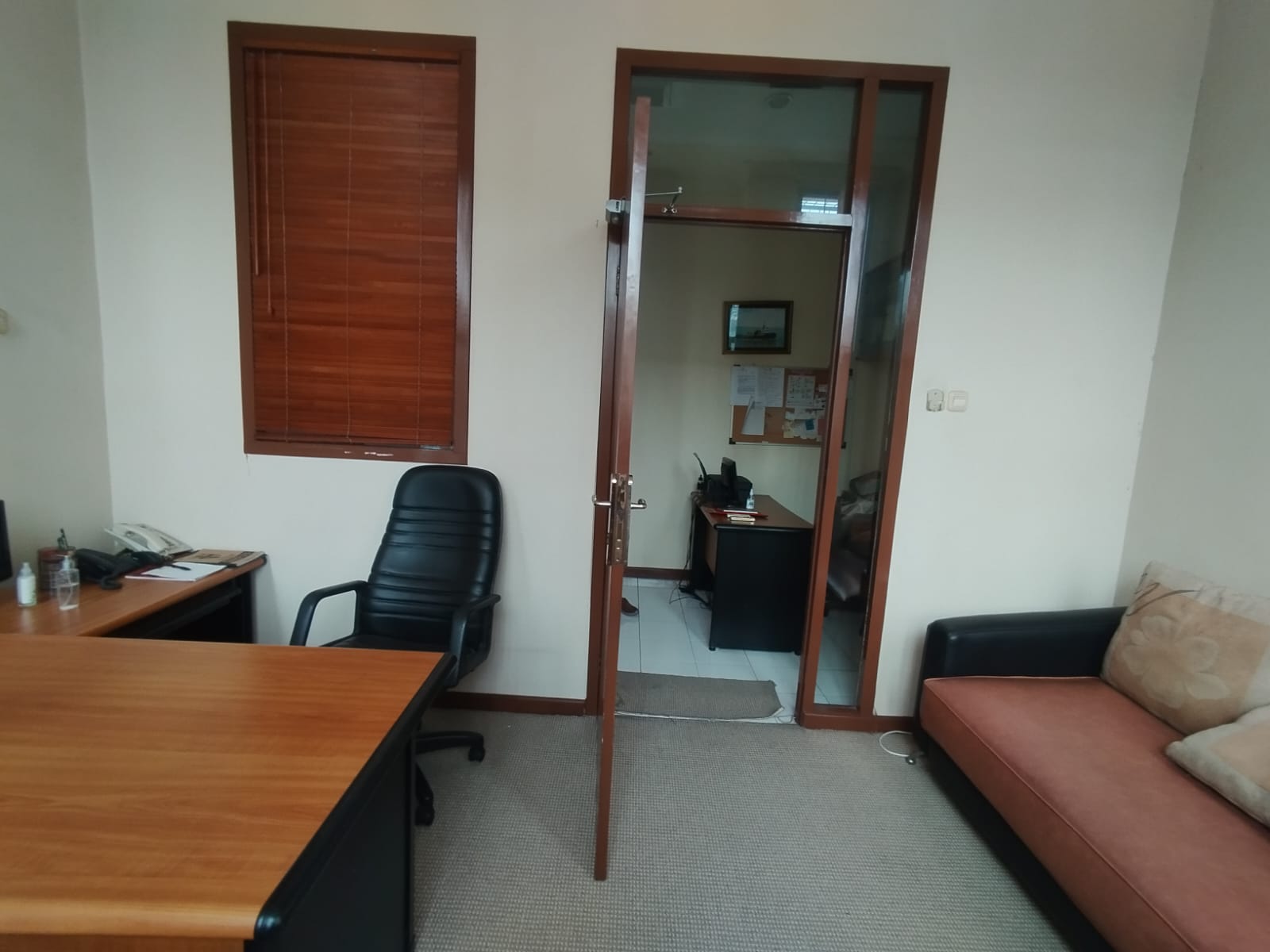 Jual ruko strategis dan full furnish di Hibrida Raya, Klp Gading