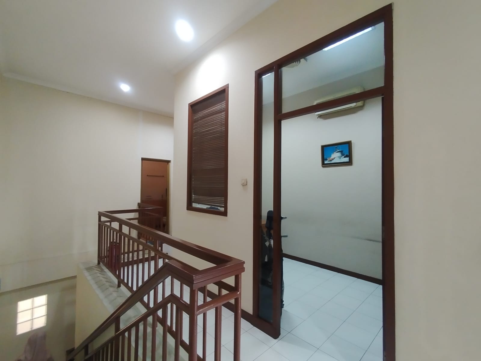 Jual ruko strategis dan full furnish di Hibrida Raya, Klp Gading