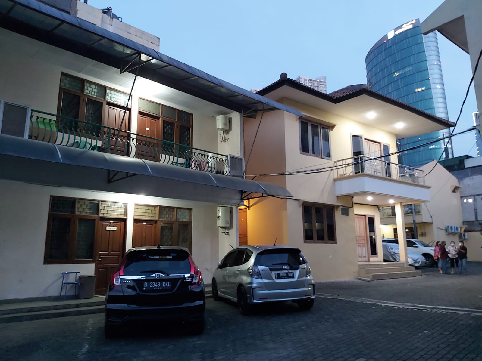 Dijual Rumah Kost di Jl. Karet Pedurenan, Karet Kuningan, JakSel