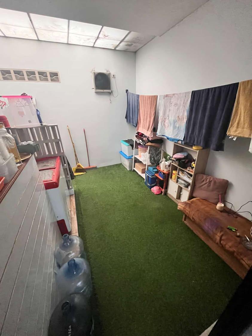 Rumah 2 lantai nyaman terawat di Komplek Bumi Adipura Gedebage