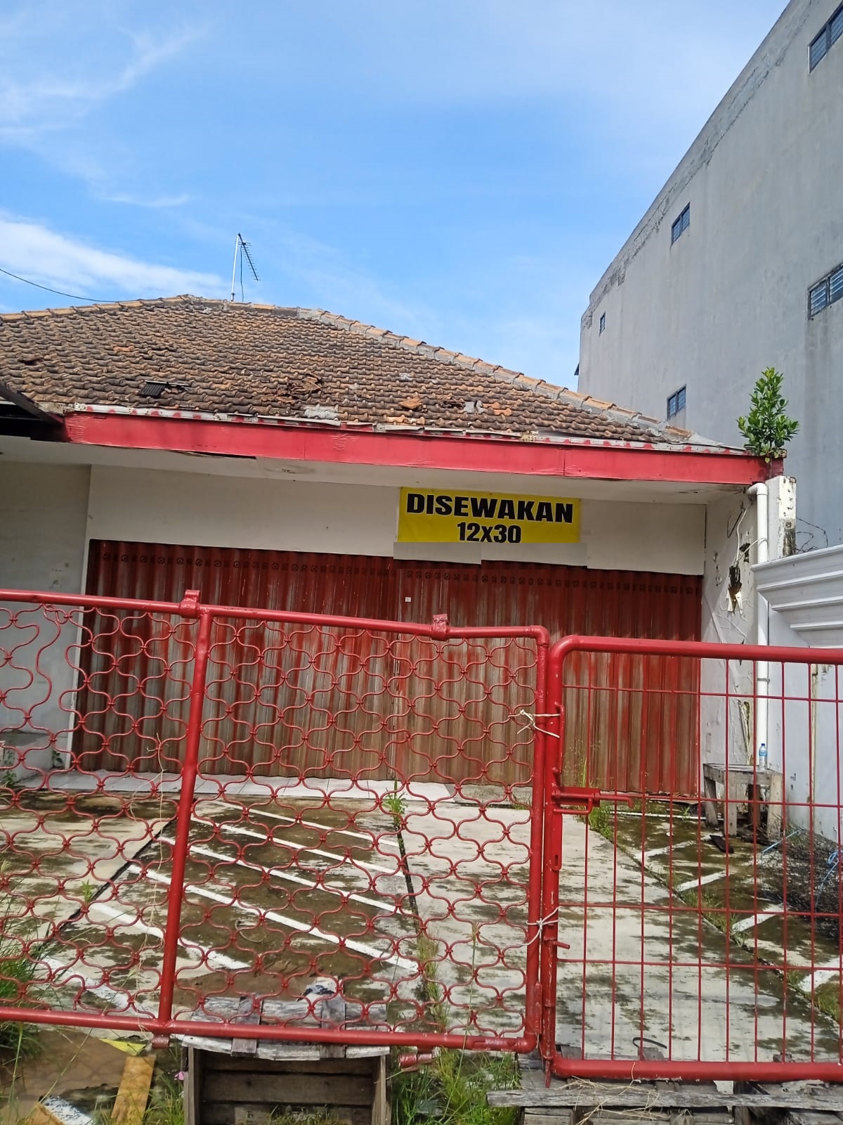 rumah disewakan raya bratang binangun surabaya