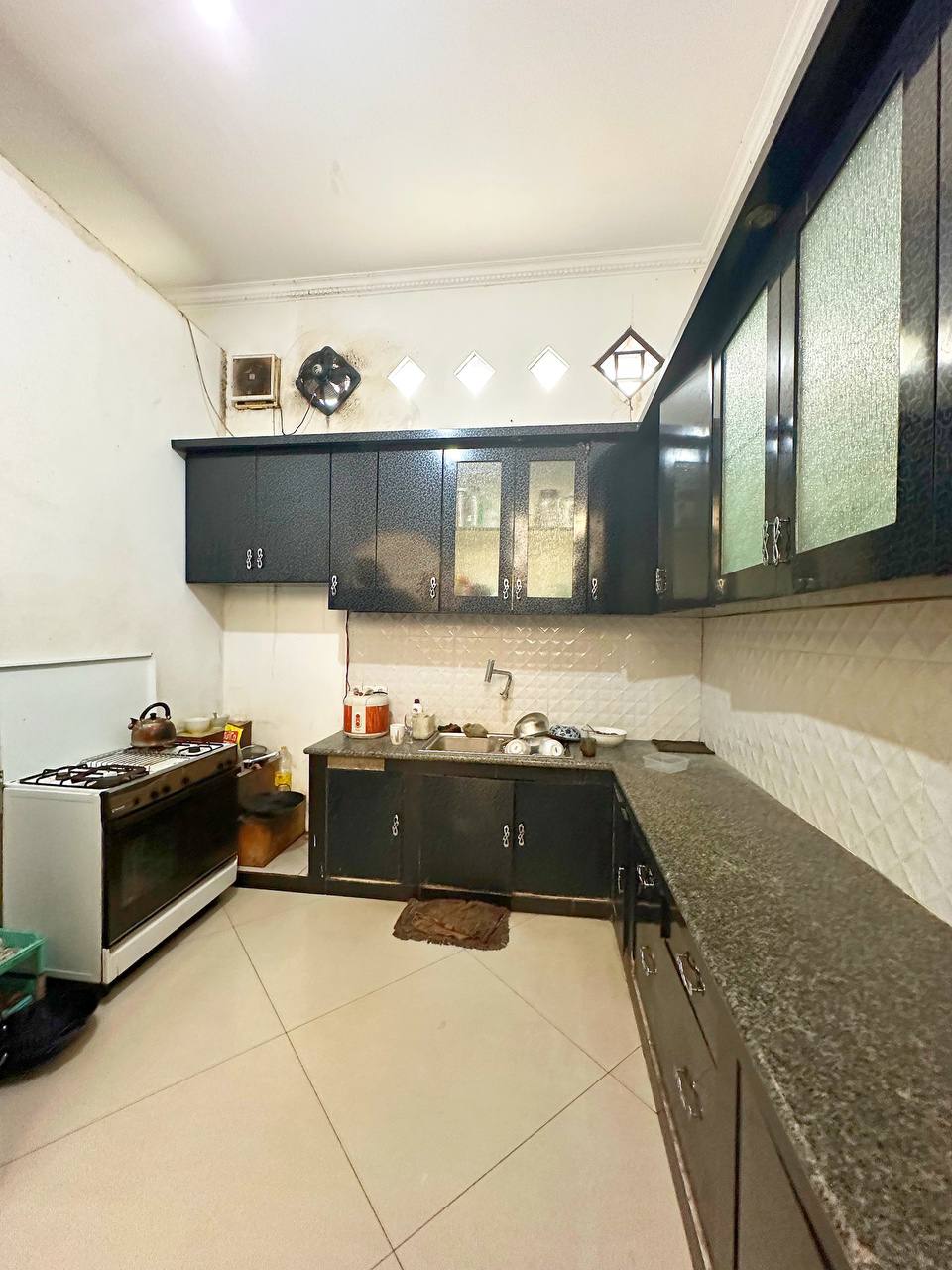 Rumah klasik elegan di Cipinang Cempedak Jakarta Timur