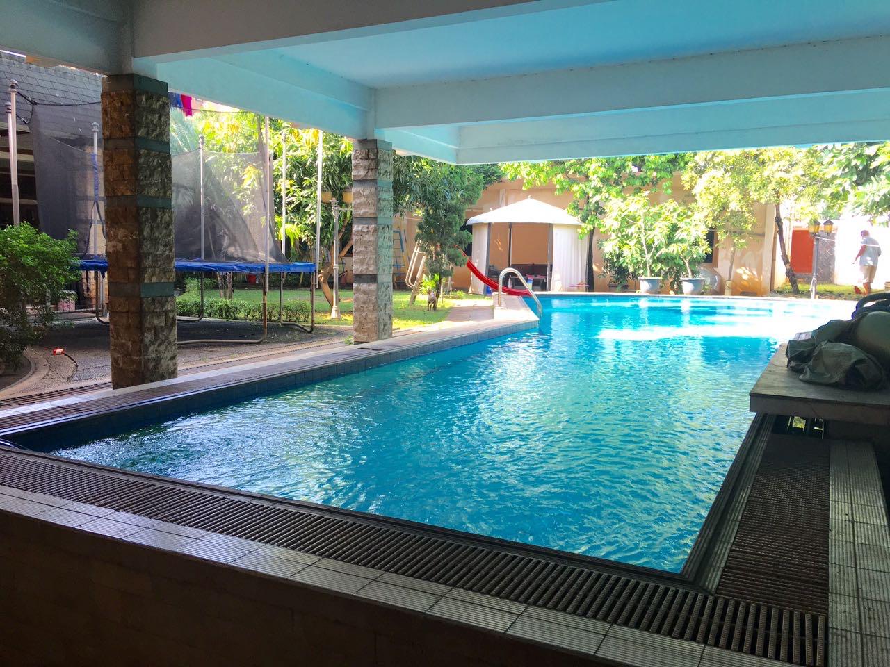 Jual rumah mewah dan nyaman di Petajen Raya 69, Pasar Minggu