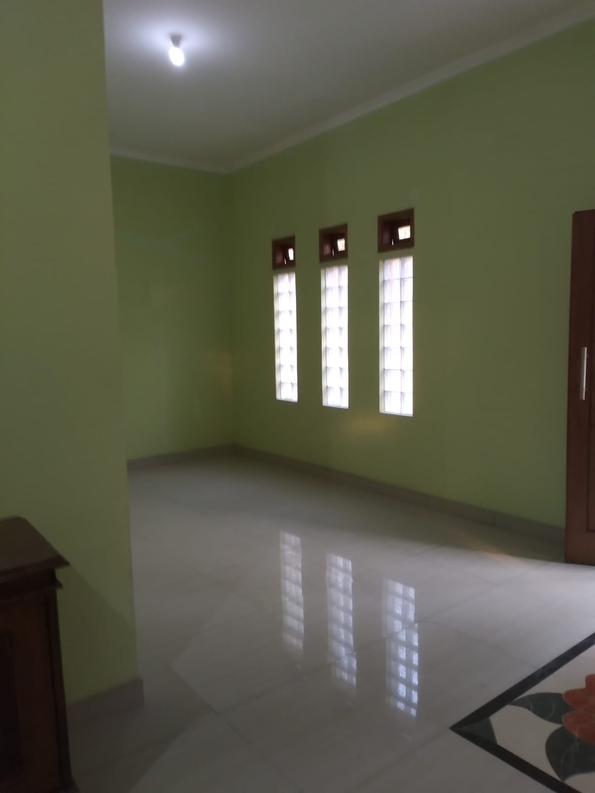 Rumah startegis dan Tanah 200 m2 dekat Grand Depok City