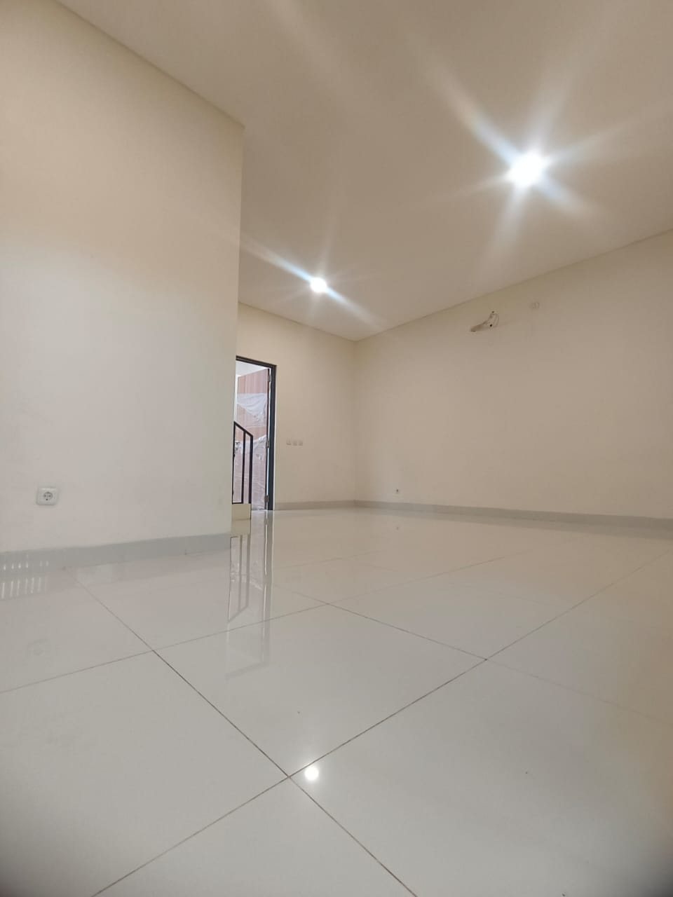 Rumah Modern 2 Lantai Ready Stock Cluster di Cimanggis Depok