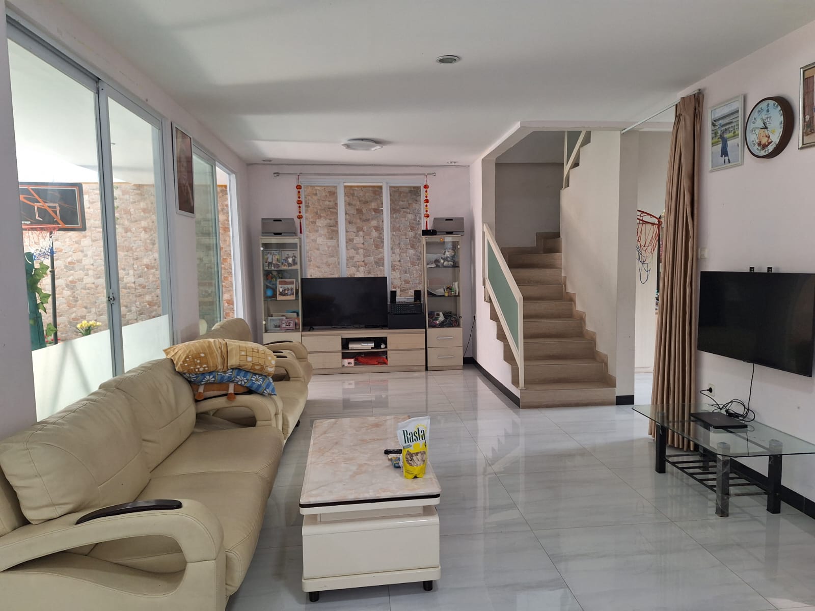 Dijual Rumah di Taman Palem Lestari, Cengkareng, Jakarta Barat