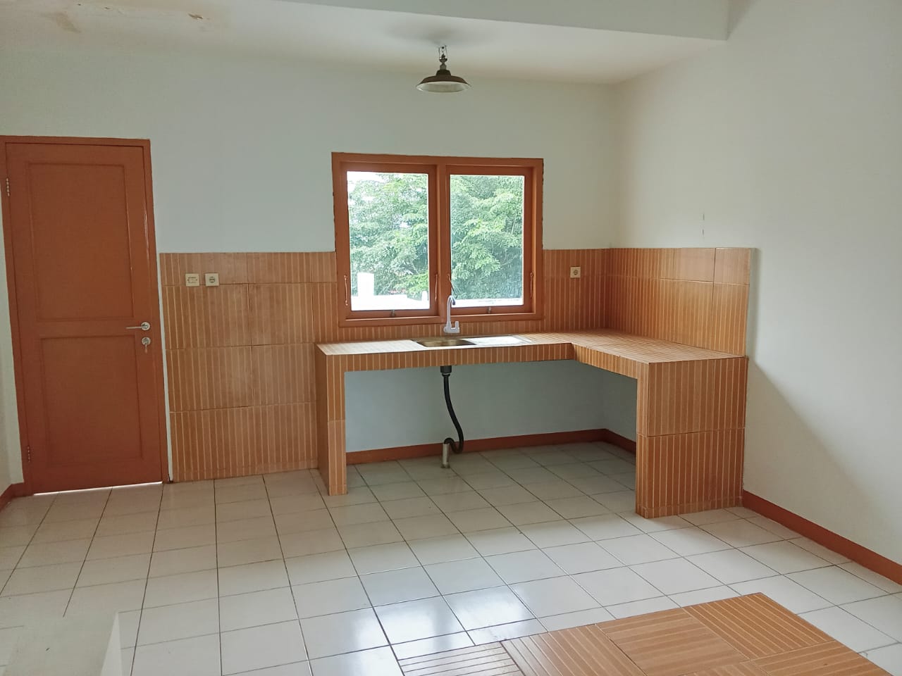 Dijual Ruko di Jl. Kebayoran Lama, Grogol Utara, Kebayoran Lama