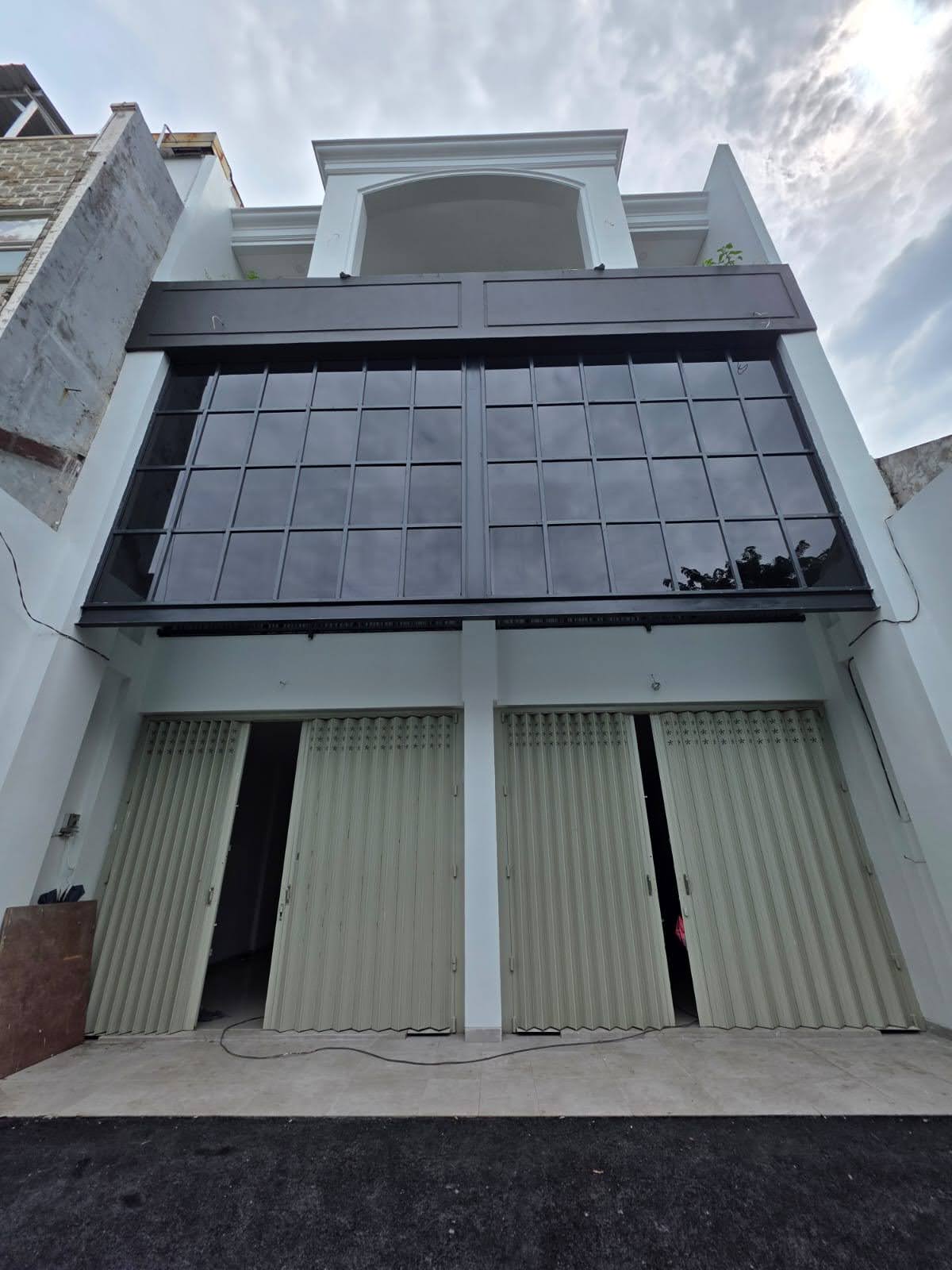 DISEWAKAN RUKO DARMO BARU BARAT, Surabaya 2 jejer, ruko 3 lt