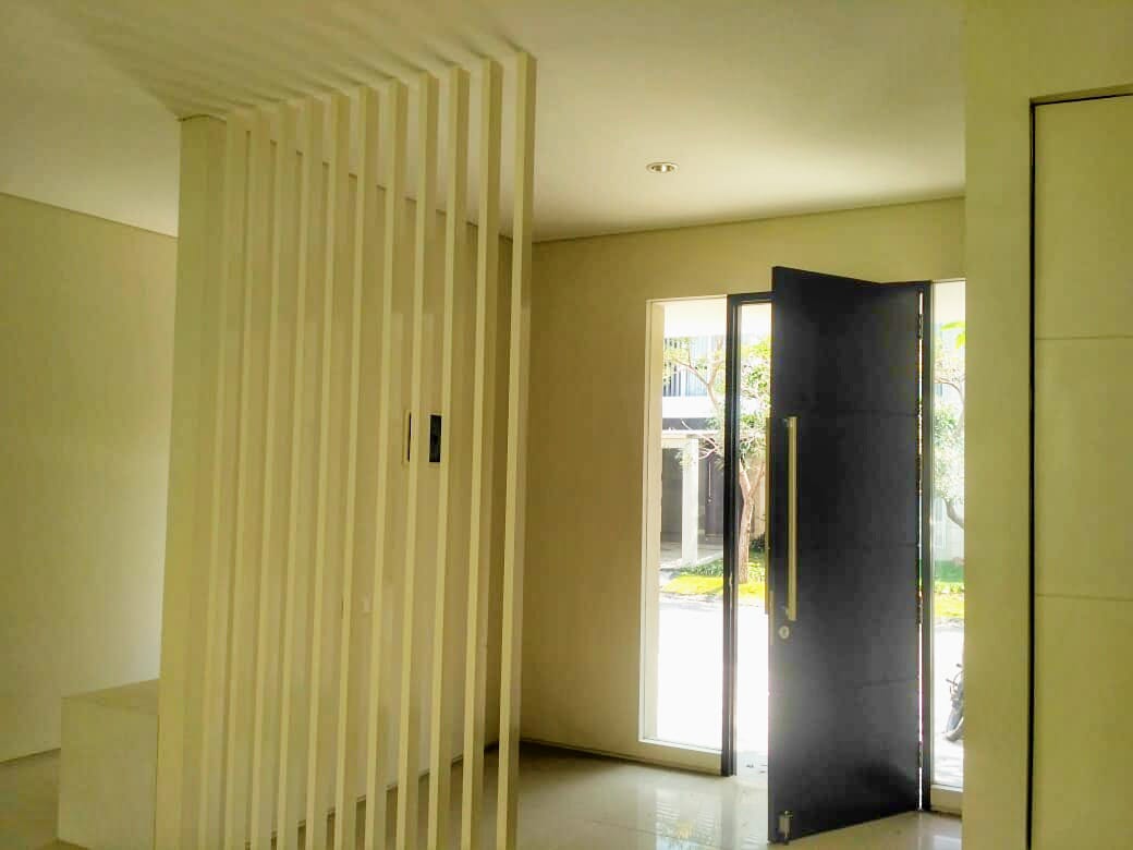 Sewa Rumah 2 lantai PELICAN HILL CITRALAND Utara