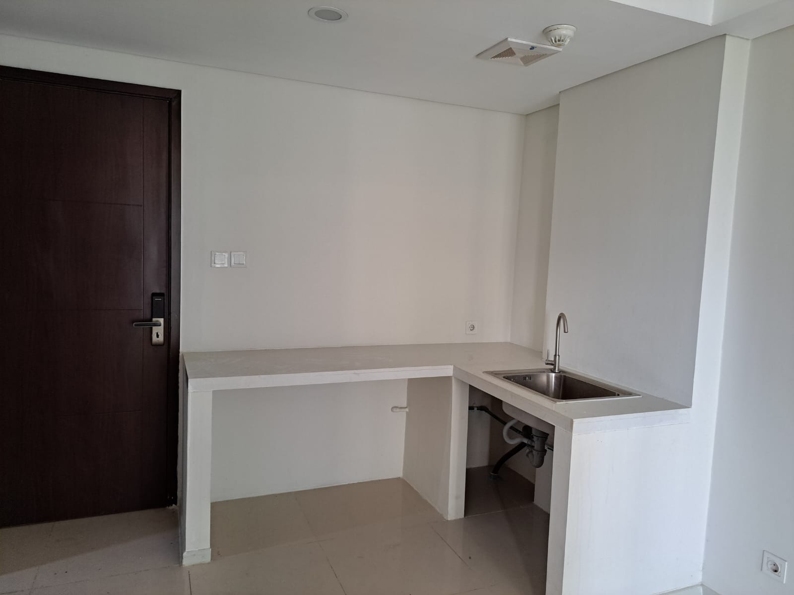 DISEWAKAN Apartemen Daan Mogot City, Jakarta Barat