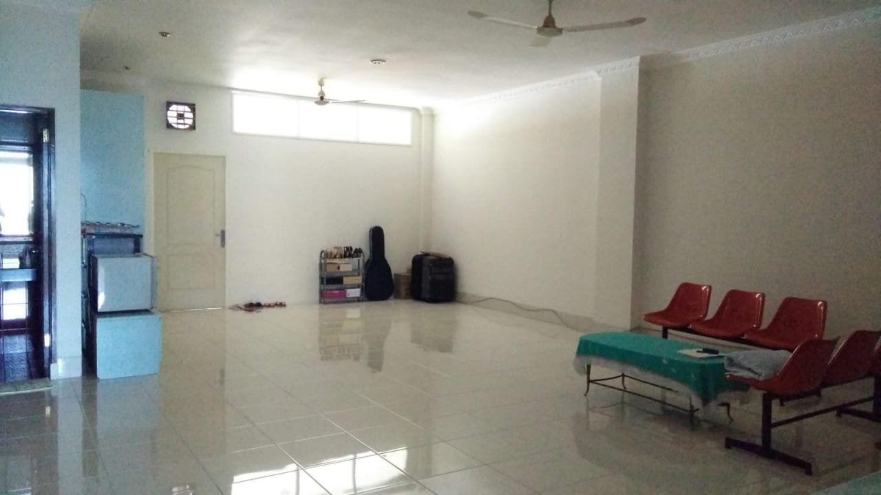 Jual rumah mewah luas di Keadilan, Keagungan, Taman Sari, Jakart