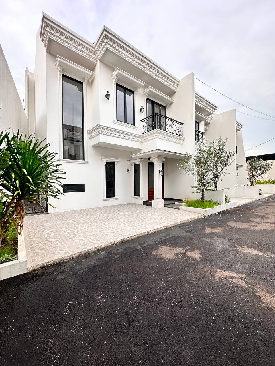 Rumah Cluster Posisi Hook di Pondok Gede Bekasi