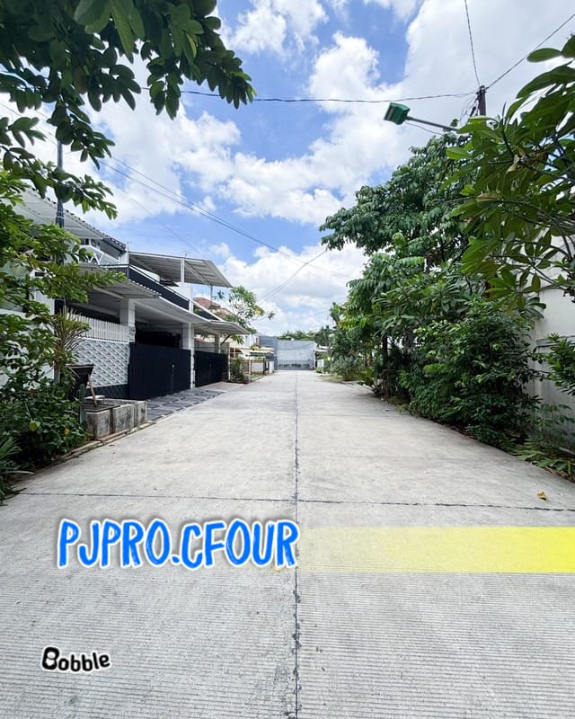 Dijual Rumah Semi Furnished Bebas Banjir di Komplek Billy Moon