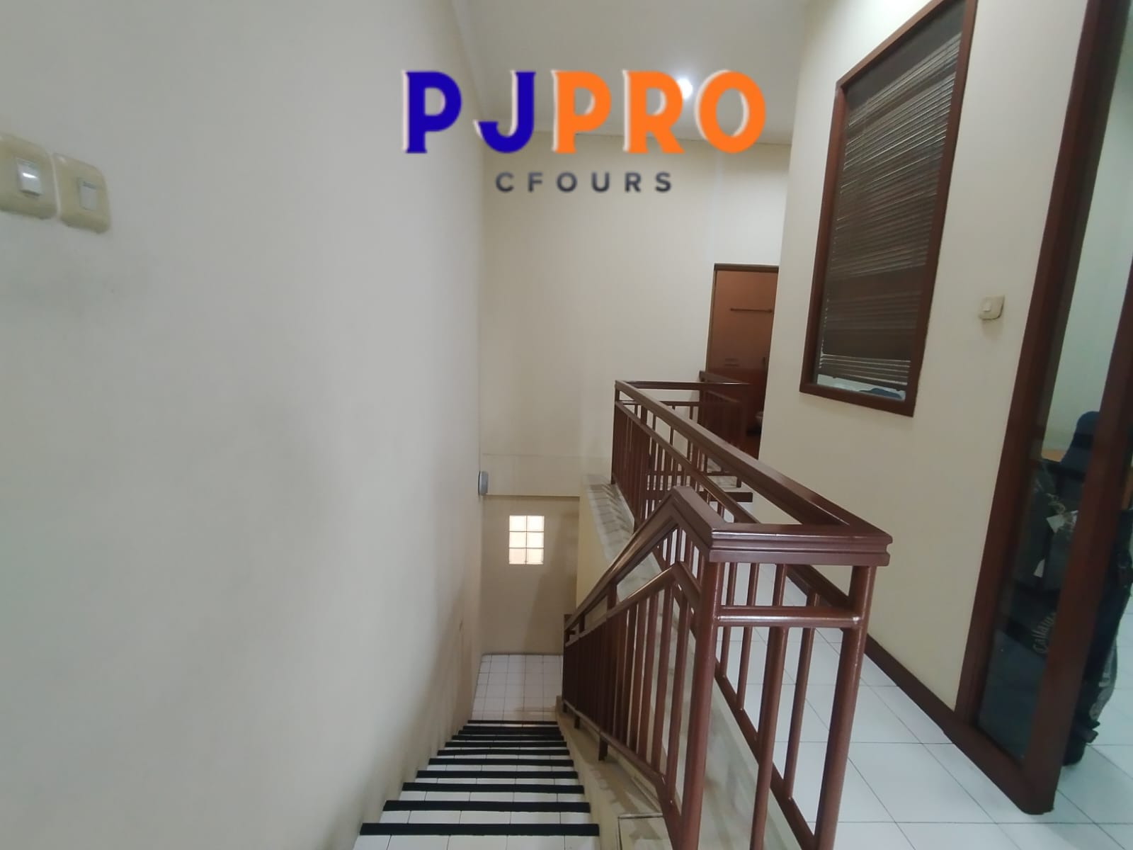 Dijual Ruko Full Furnished dan Traffic Ramai di Kelapa Gading Ja