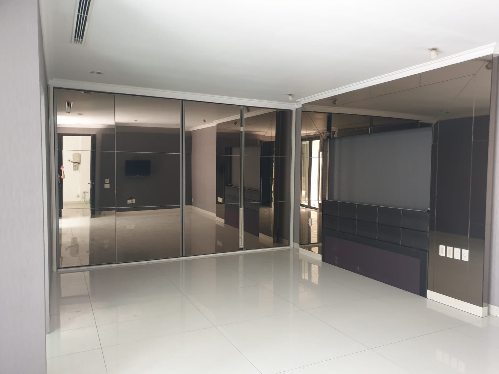 Rumah Townhouse Platinum Terrace Graha Famili 2 Jejer Interior M