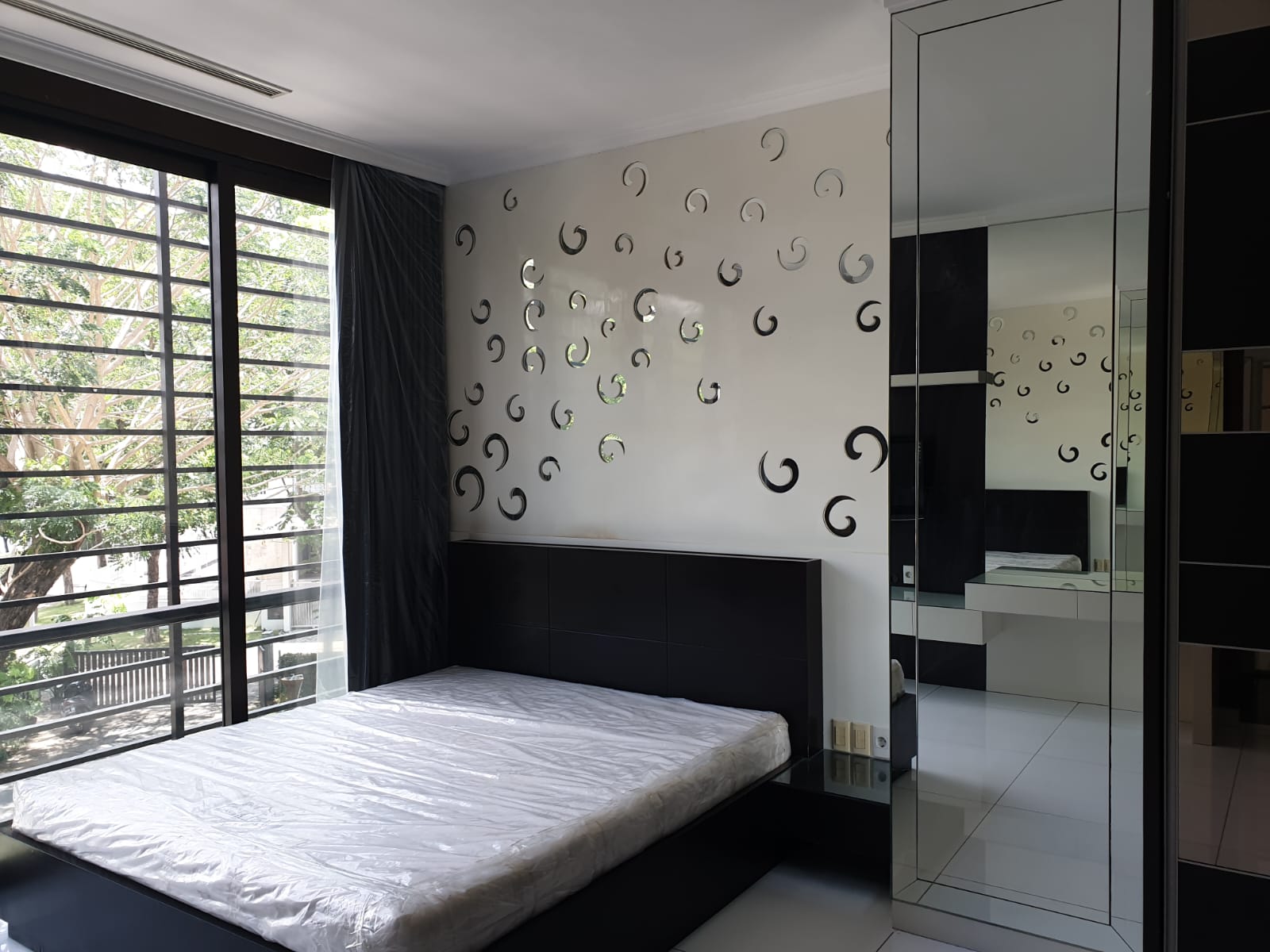 Rumah Townhouse Platinum Terrace Graha Famili 2 Jejer Interior M