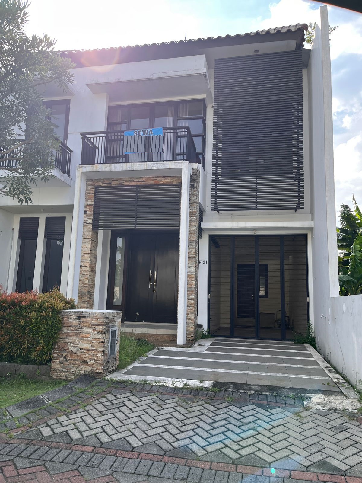 rumah disewakan kertajaya indah regency surabaya