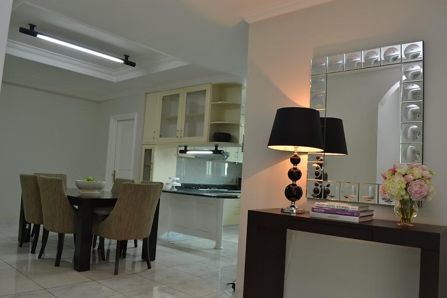 Jual rumah kost dan guest house luas mewah di Menteng, Jak Pus