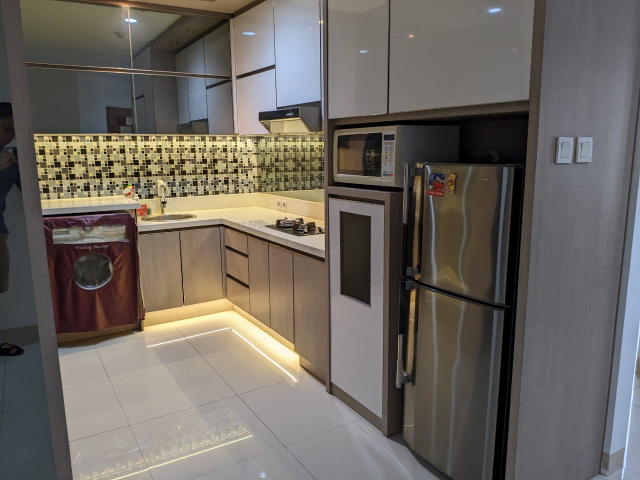 Jual/Sewa apartemen nyaman dan strategis di Tamansari Semanggi