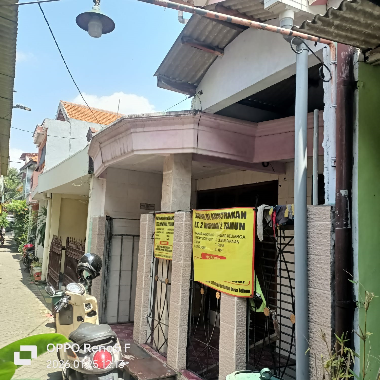 rumah disewakan ketintang surabaya