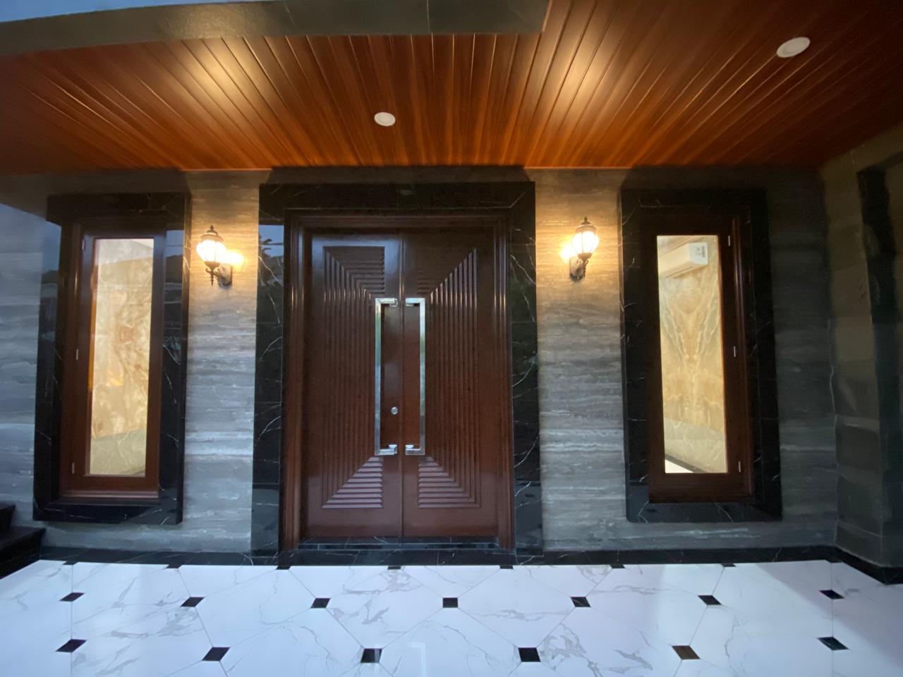 Sewa rumah di Pondok Indah dengan Pool, Pondok Pinang, Kebayoran