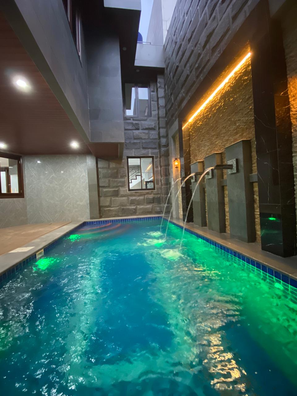 Sewa rumah di Pondok Indah dengan Pool, Pondok Pinang, Kebayoran