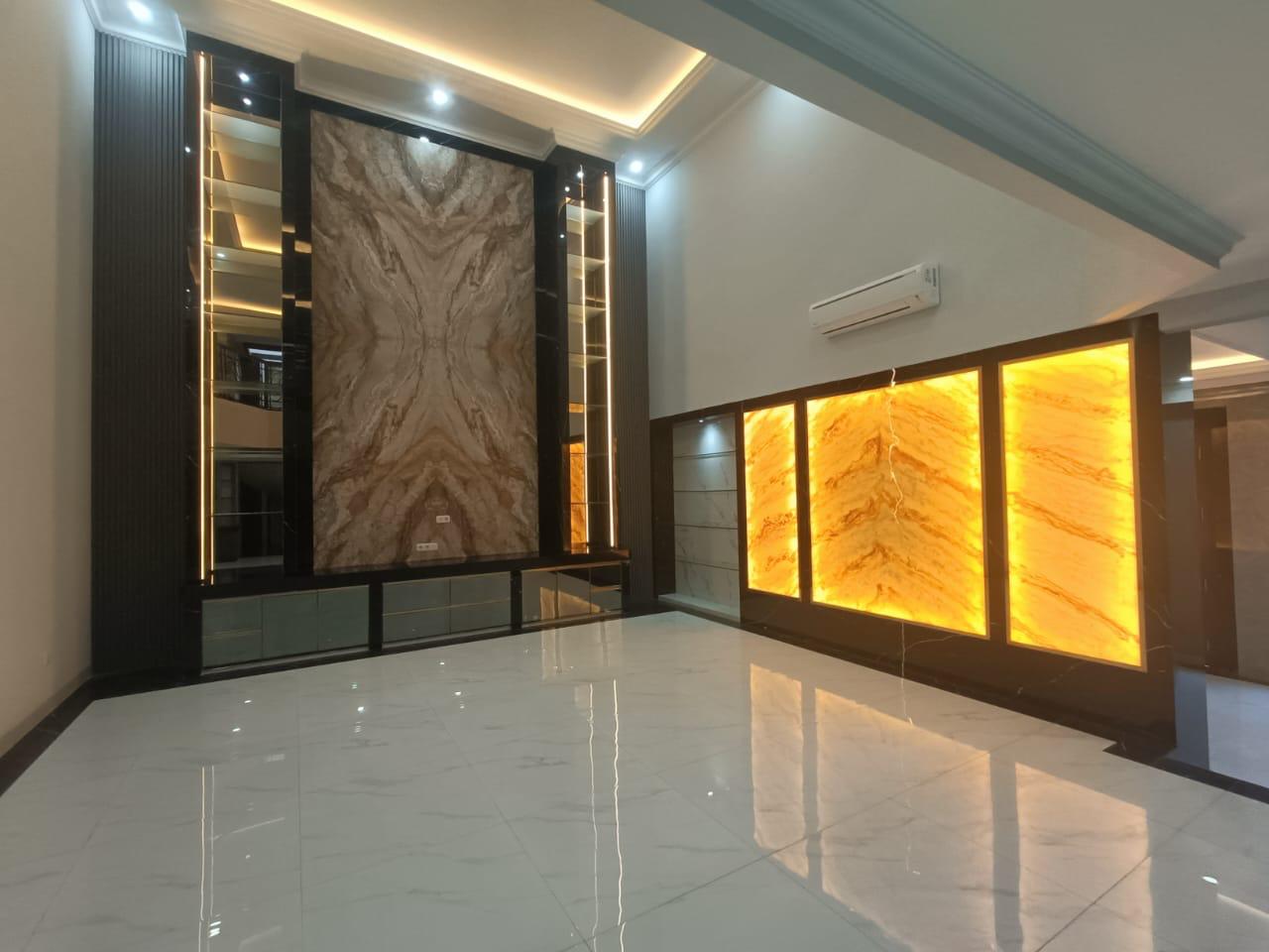 Sewa rumah di Pondok Indah dengan Pool, Pondok Pinang, Kebayoran