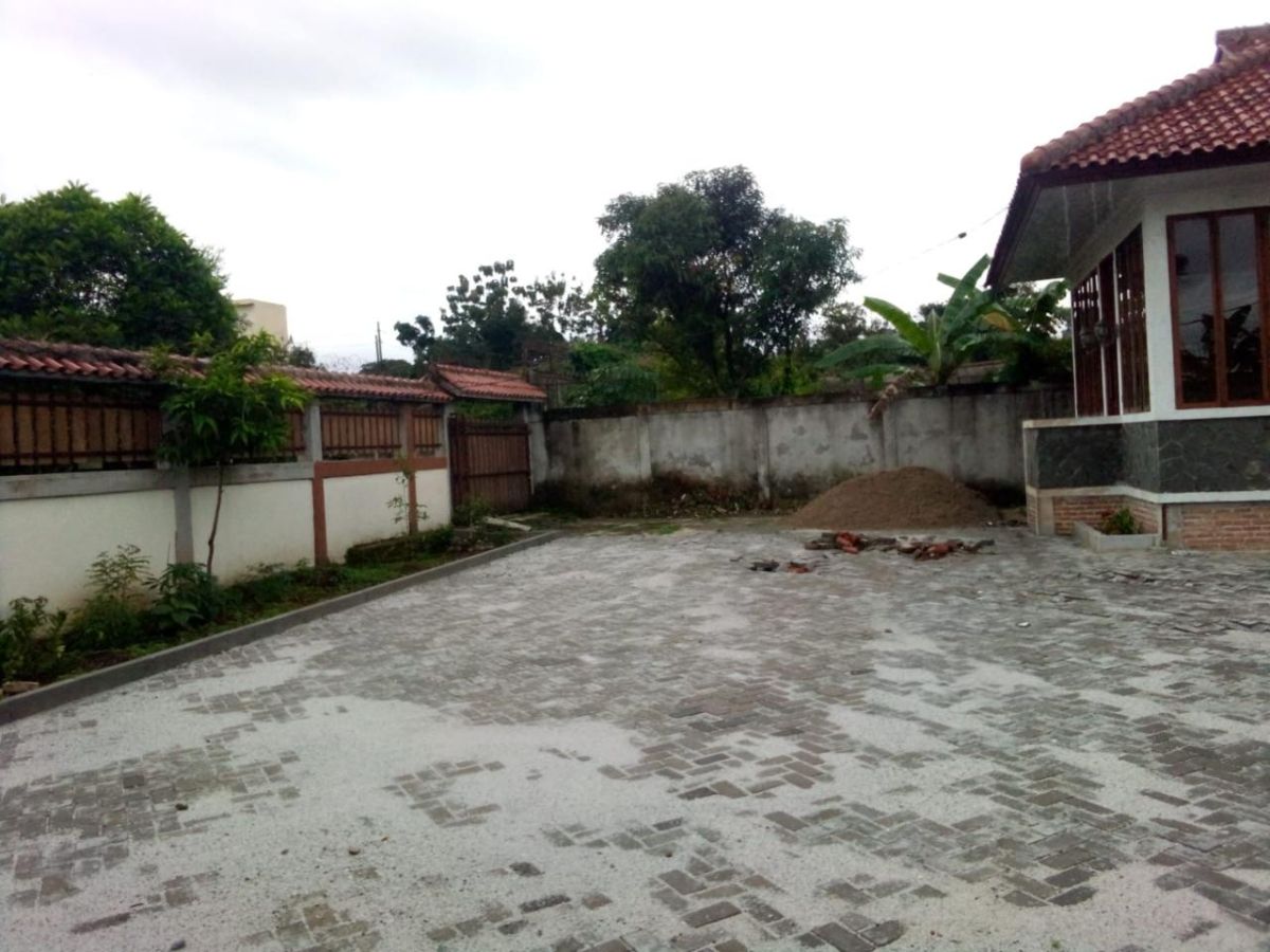 Dijual Rumah Luas Bisa Untuk Usaha di Ciapus Bogor AG2038