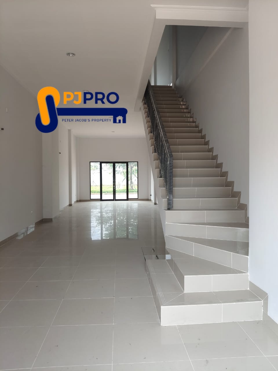 Dijual Ruko Posisi Hook Siap Pakai di Sedayu Jakarta Utara