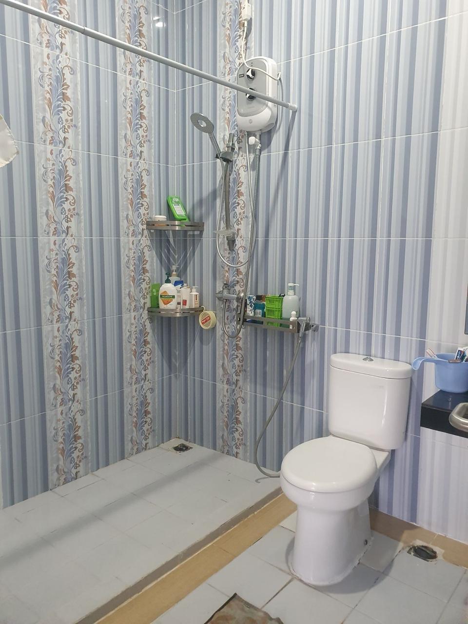 Jual cepat rumah nyaman dan siap huni di Kebantenan 8, Cilincing