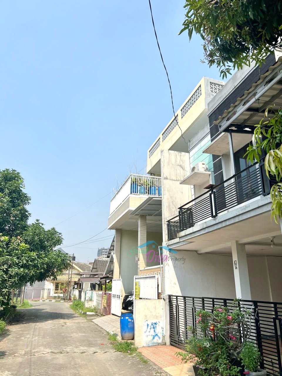 RUMAH DI PERUM VILLA TAMAN KARTINI