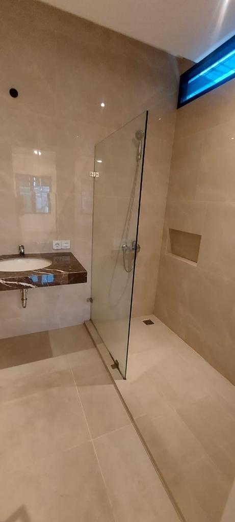 Jual rumah baru modern classic siap huni di Giri Loka 2, Serpong