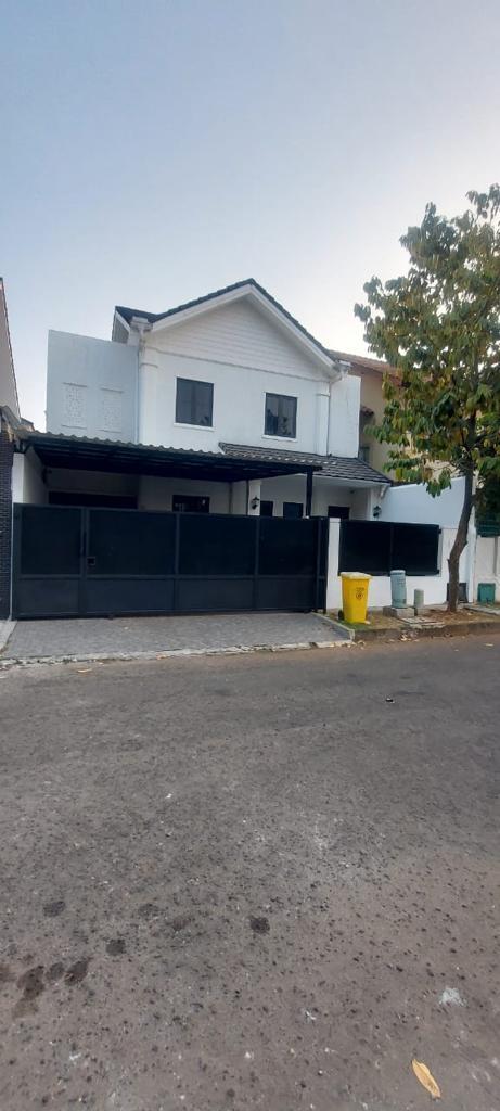 Jual rumah baru modern classic siap huni di Giri Loka 2, Serpong