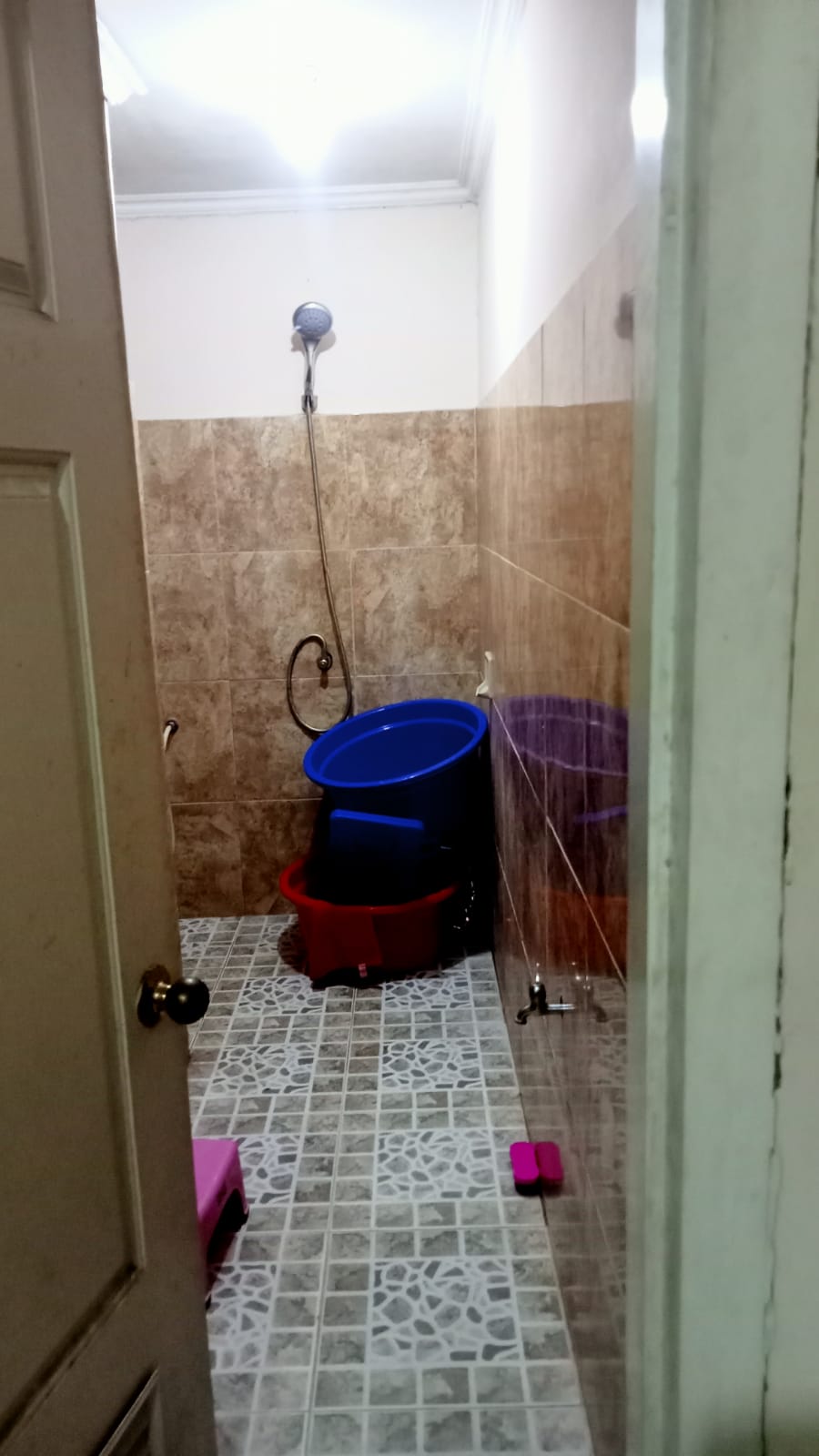 BU rumah Raffles hills Cibubur semi furnish Kawasan lengkap fasi