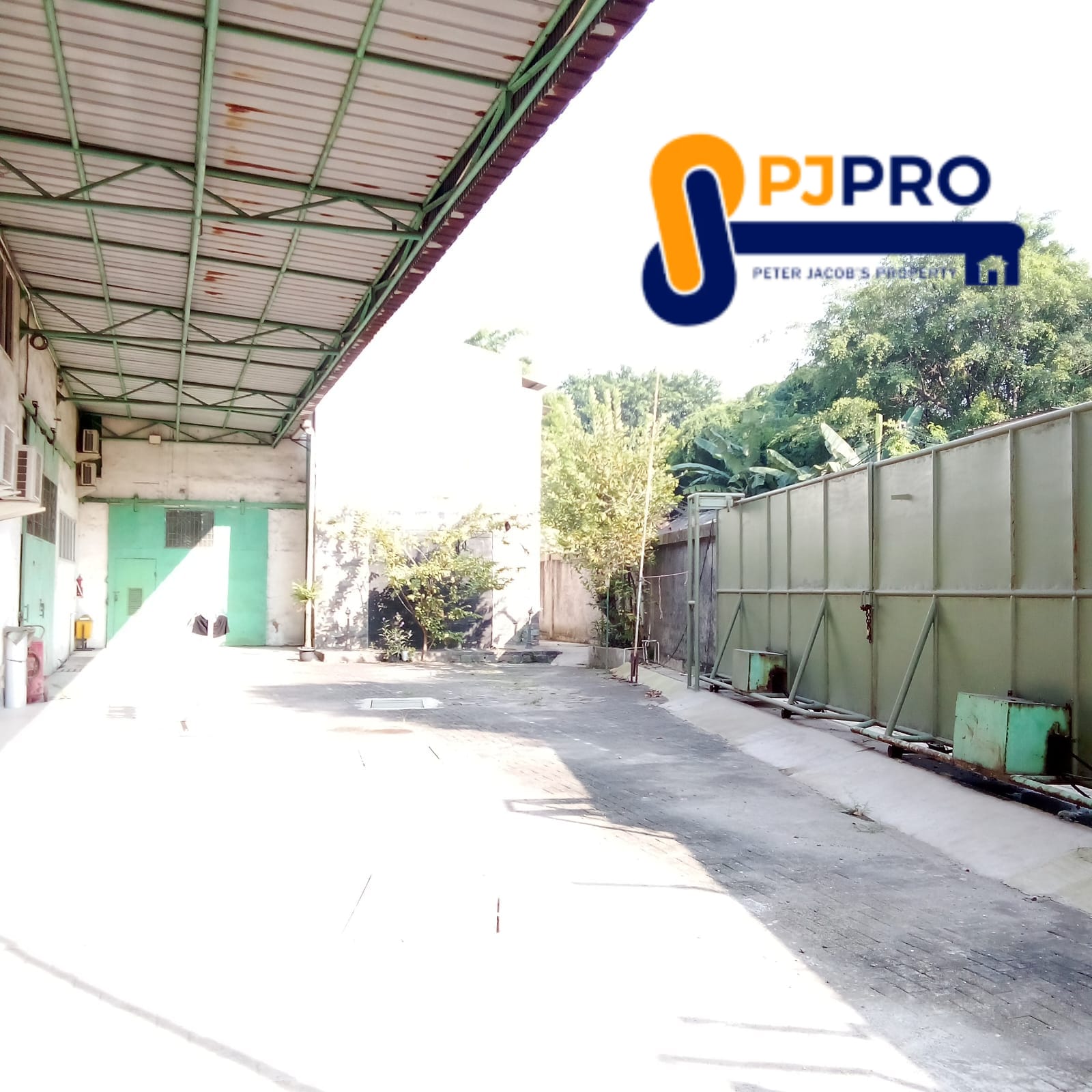 Dijual Cepat Gudang atau Pabrik di Cakung Jakarta Timur