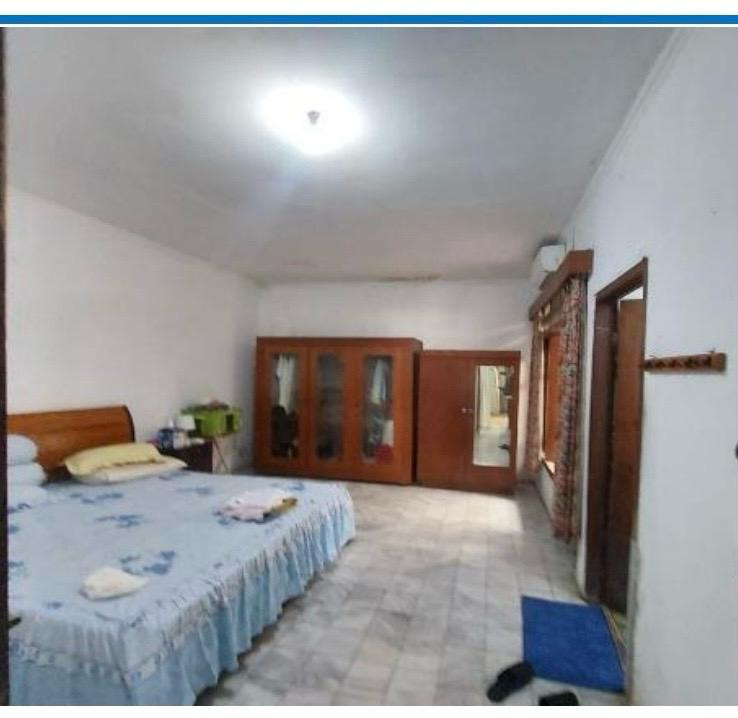 Jual rumah tua luas lokasi nyaman dan strategis di Duku 24Jaksel