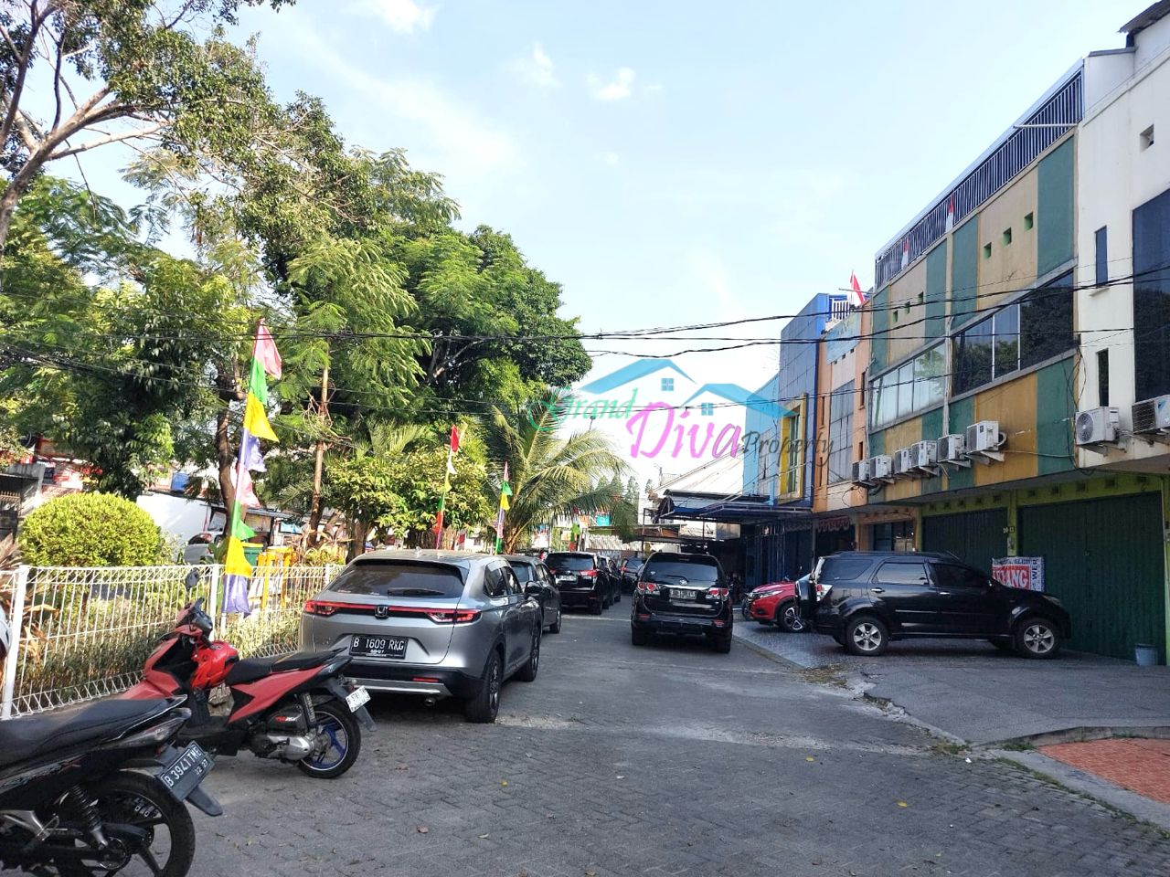 RUKO BAGUS LOKASI STRATEGIS DI MALAKA COUNTRY JAKARTA TIMUR